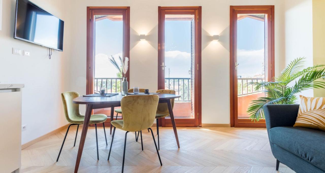 Joivy Superb Apt Close To Fiera Milano And City Life Milão Exterior foto
