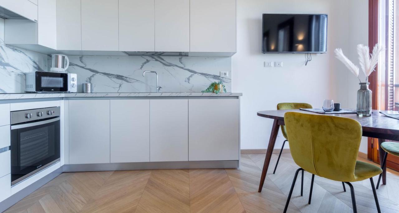 Joivy Superb Apt Close To Fiera Milano And City Life Milão Exterior foto