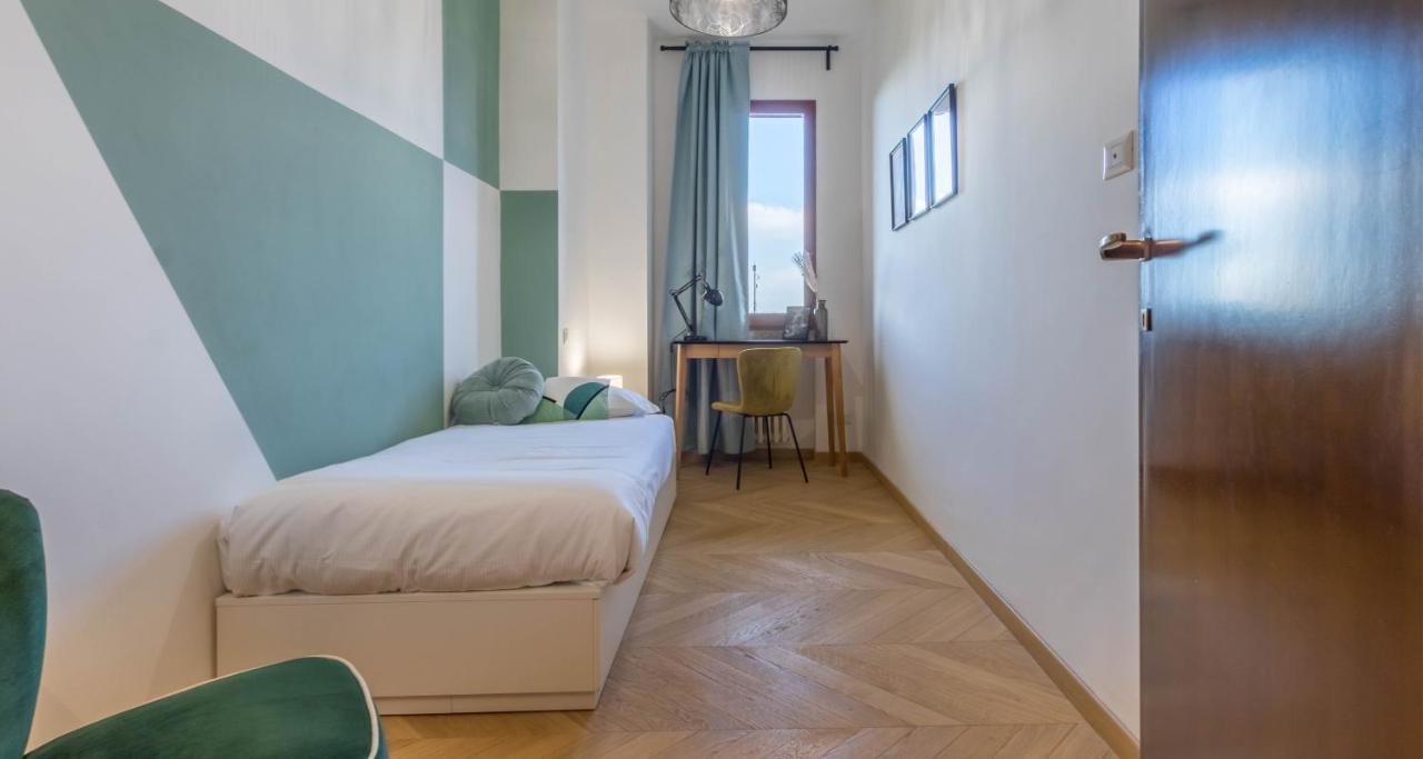 Joivy Superb Apt Close To Fiera Milano And City Life Milão Exterior foto